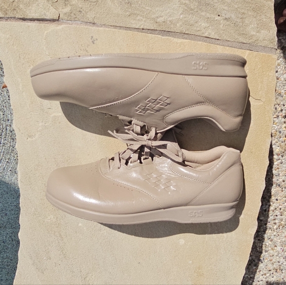 Nwot SAS Free Time (Mocha) Walking Shoe  11M - Picture 4 of 13